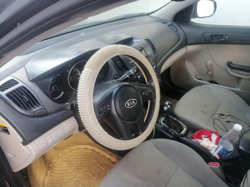 Thumbnail 3 of 2012 KIA Forte